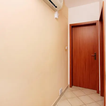 10003a Διαμέρισμα